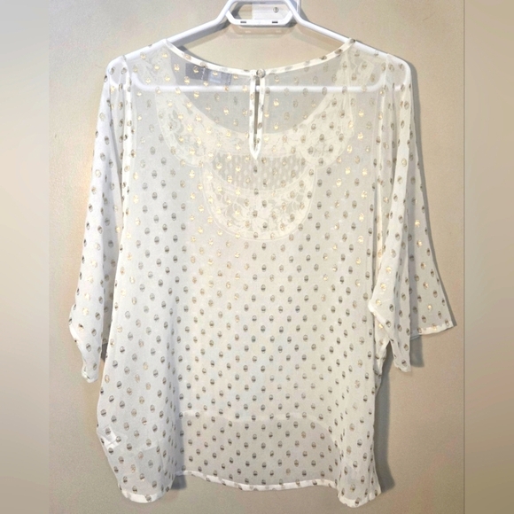 ⭐️Costa Blanca Collection White With Gold And Lace Sheer Top Size XL - Picture 2 of 3